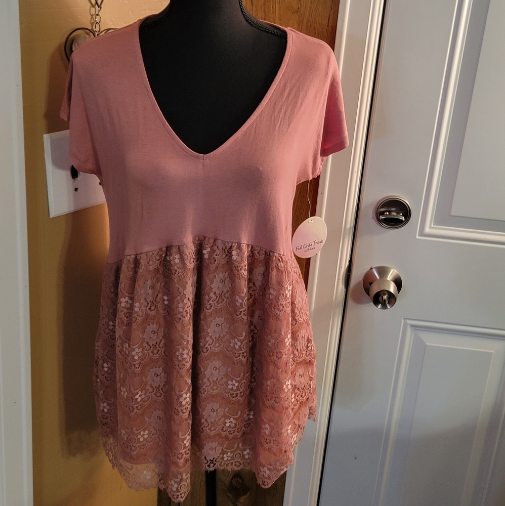 Full Circle Trends top size M